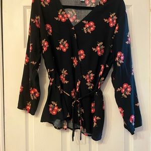 Old navy floral wrap blouse XL